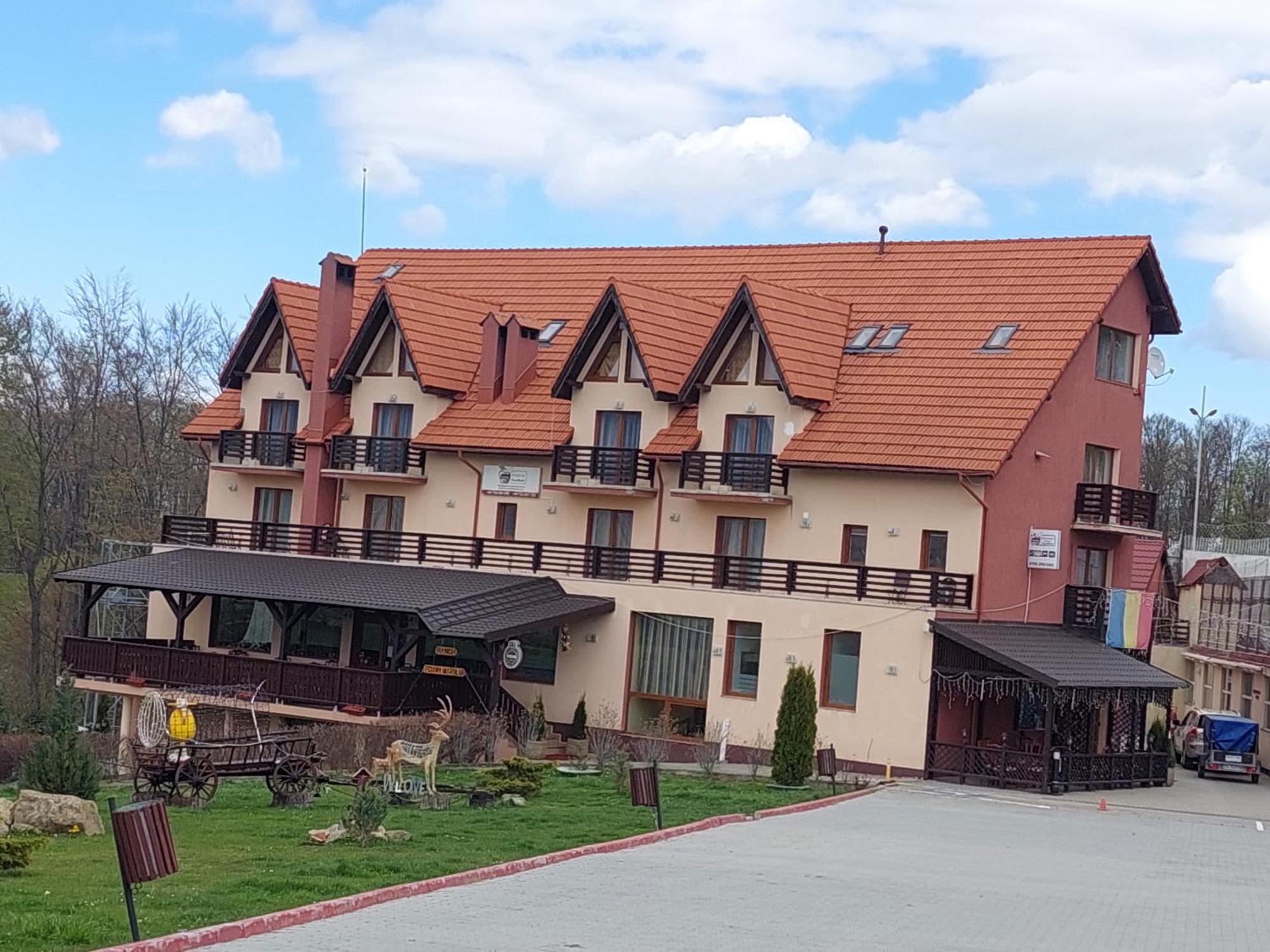 Pension Chalet Poiana Marului Ranch Экстерьер фото
