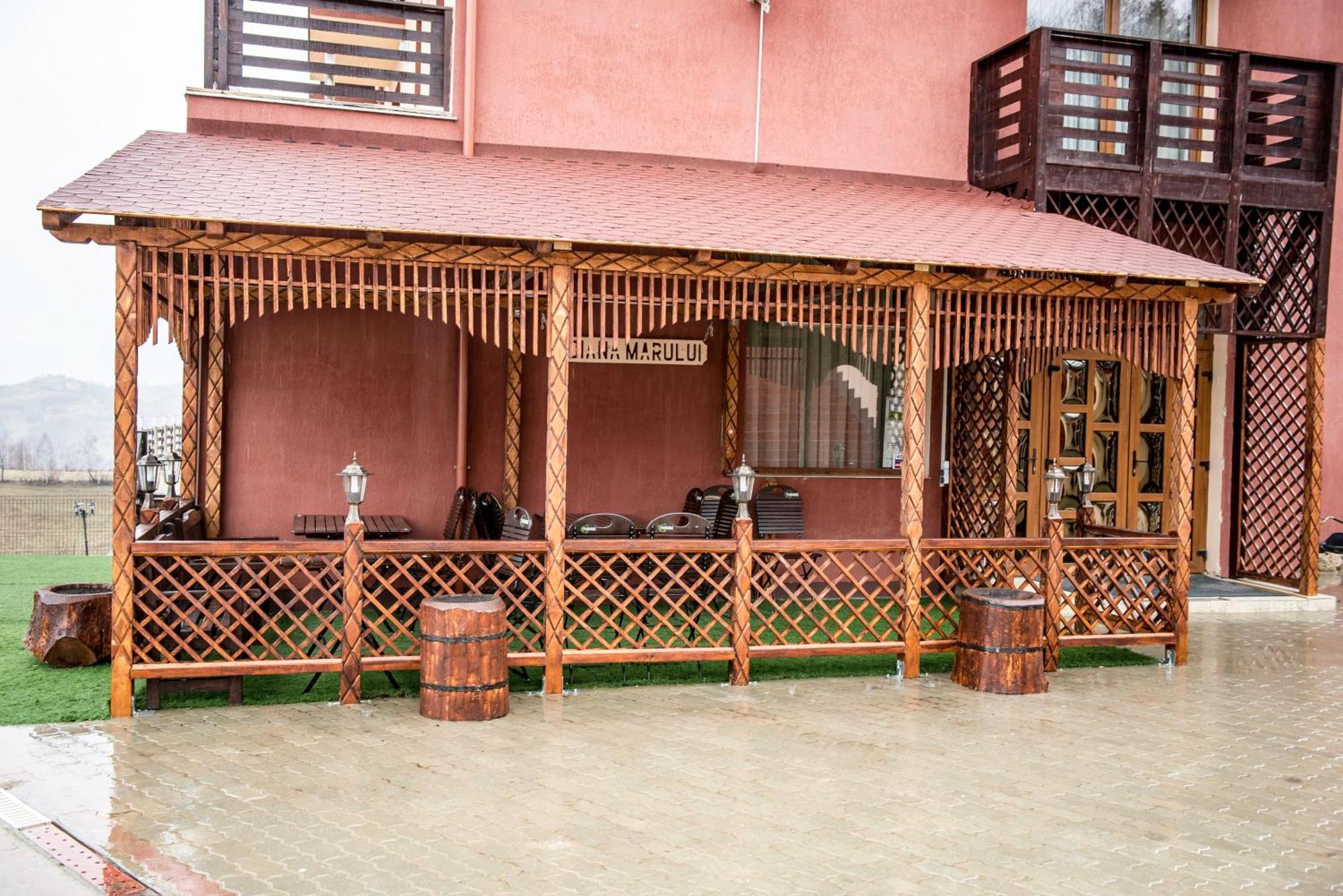 Pension Chalet Poiana Marului Ranch Экстерьер фото